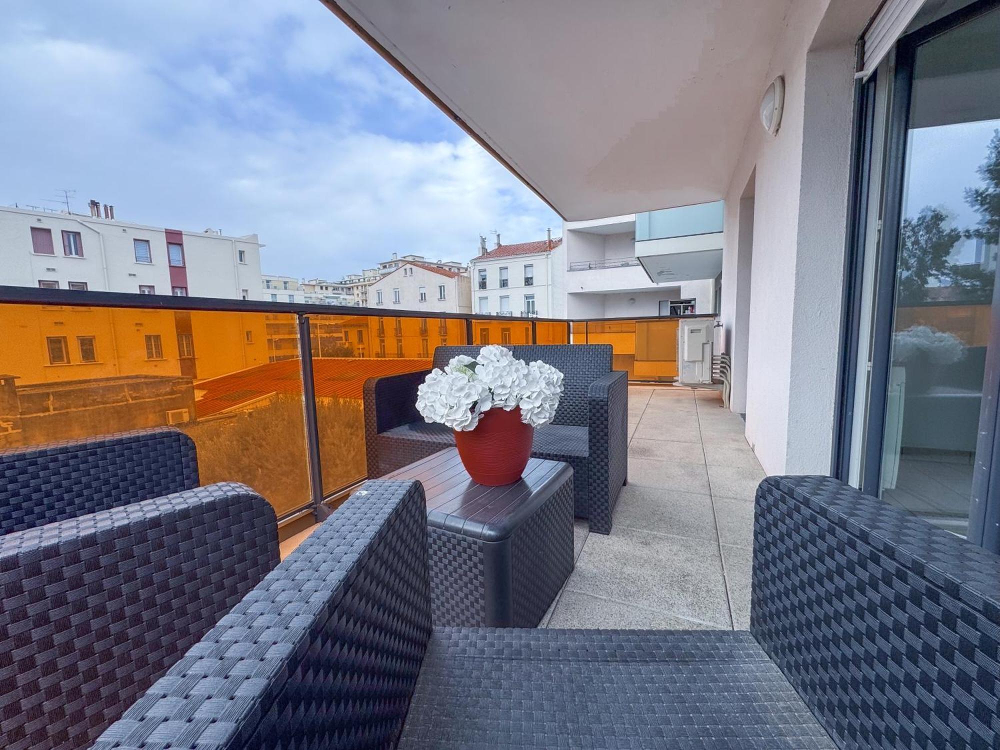 Bel Appartement Climatise & Parking Perpignan Exterior foto
